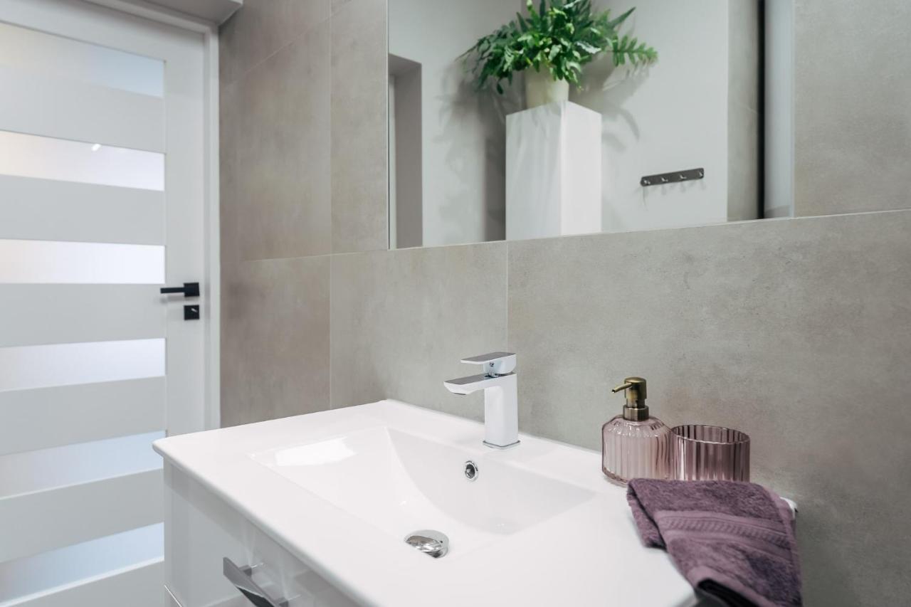 Apartamenty Greenpoint Dzwirzyno Bagian luar foto